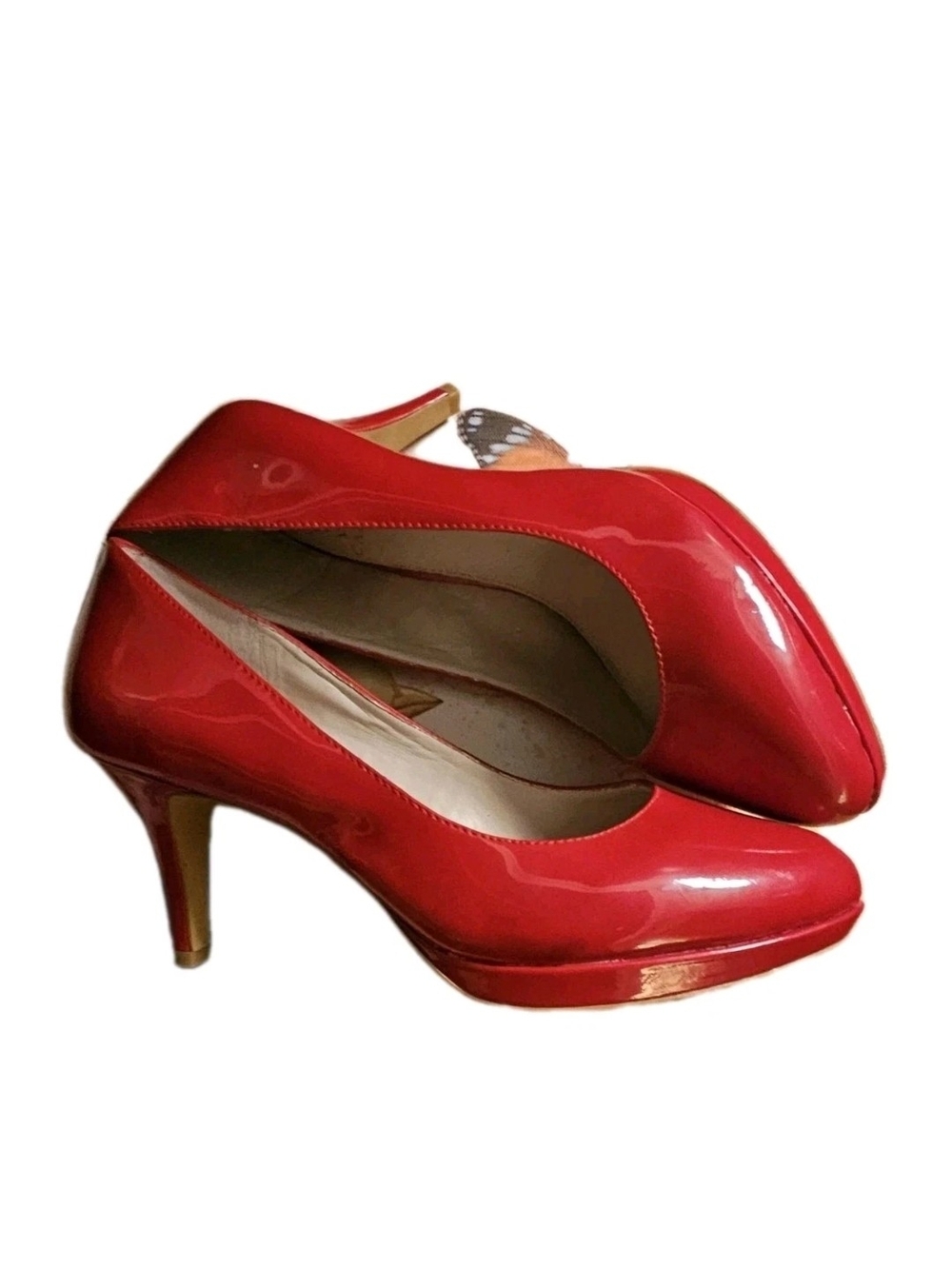 Vince Camuto "Pran" Crimson Red Patent Leather Platform Pumps - Size 7.5 MUp f